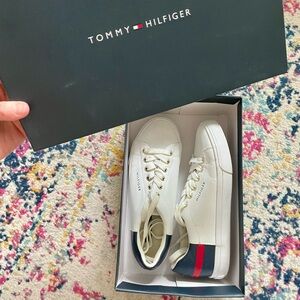 Tommy Hilfiger Shoes (White)